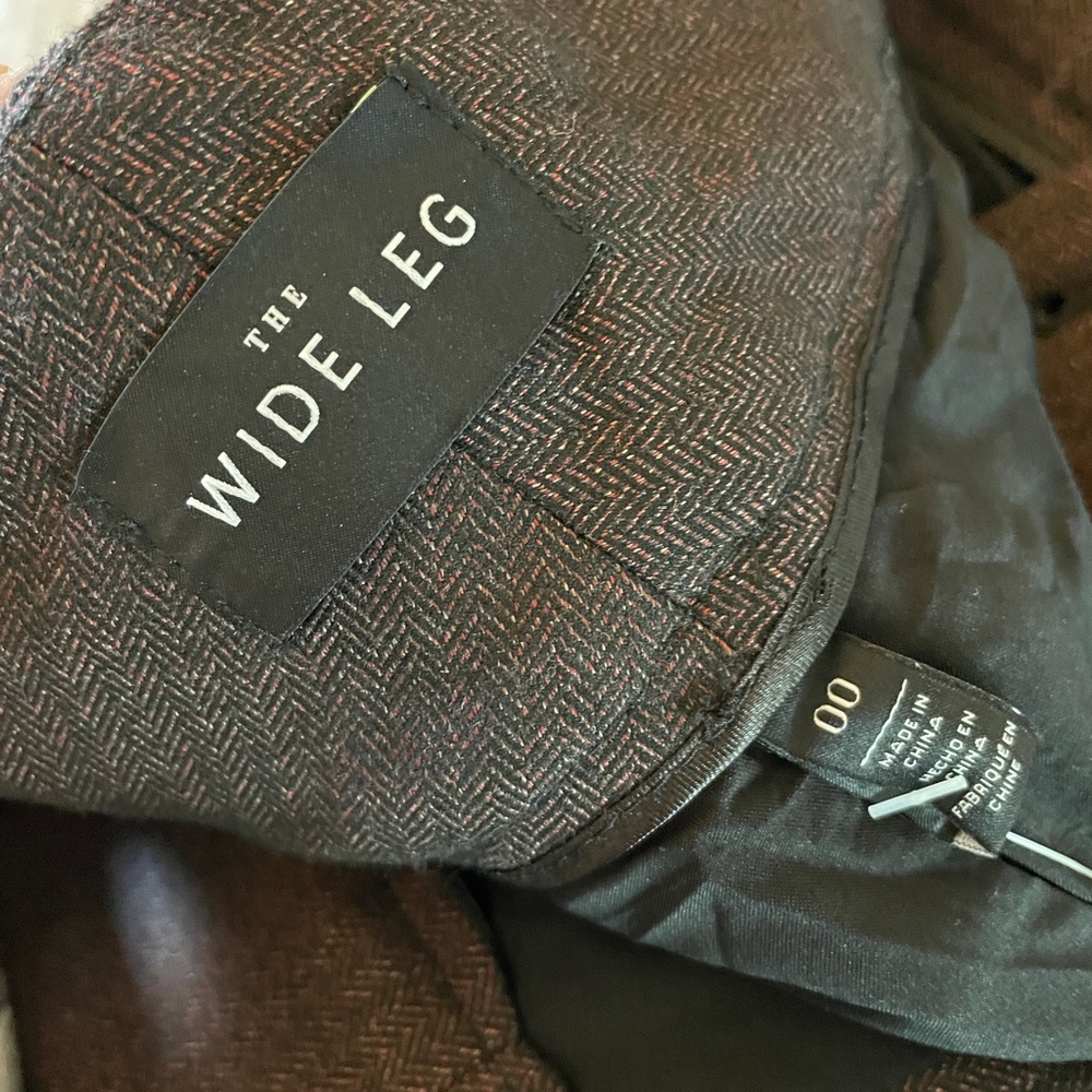 WHBM Trousers - Picture 5 of 5
